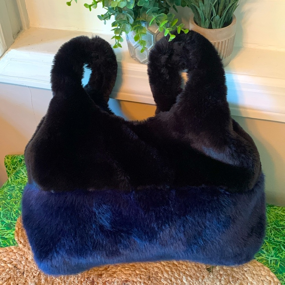 Zara, hand bag black and navy blue faux fur, EUC